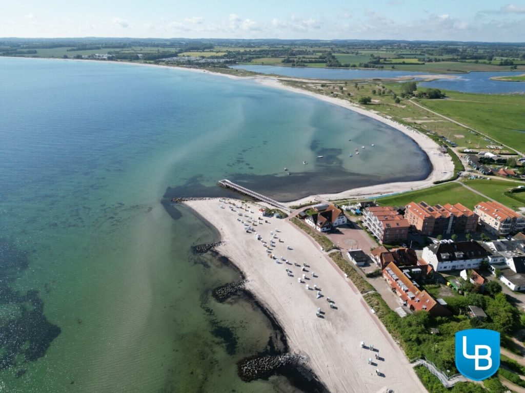 Immobilienangebot - Hohwacht - Alle & Rest (Wohnen) - Potenzial für MEHR: EFH mit Ladenlokal auf großem Grundstück ganz nahe der Ostsee