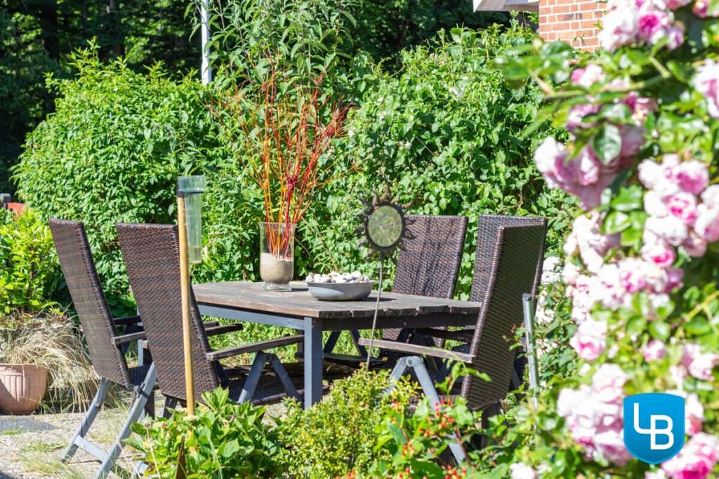 Immobilienangebot - Hohwacht - Alle & Rest (Wohnen) - Potenzial für MEHR: EFH mit Ladenlokal auf großem Grundstück ganz nahe der Ostsee