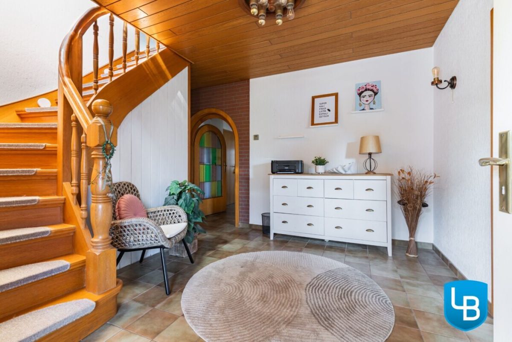 Immobilienangebot - Hohwacht - Alle & Rest (Wohnen) - Potenzial für MEHR: EFH mit Ladenlokal auf großem Grundstück ganz nahe der Ostsee
