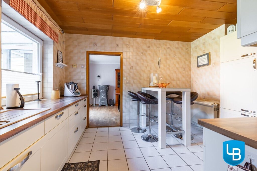 Immobilienangebot - Hohwacht - Alle & Rest (Wohnen) - Potenzial für MEHR: EFH mit Ladenlokal auf großem Grundstück ganz nahe der Ostsee