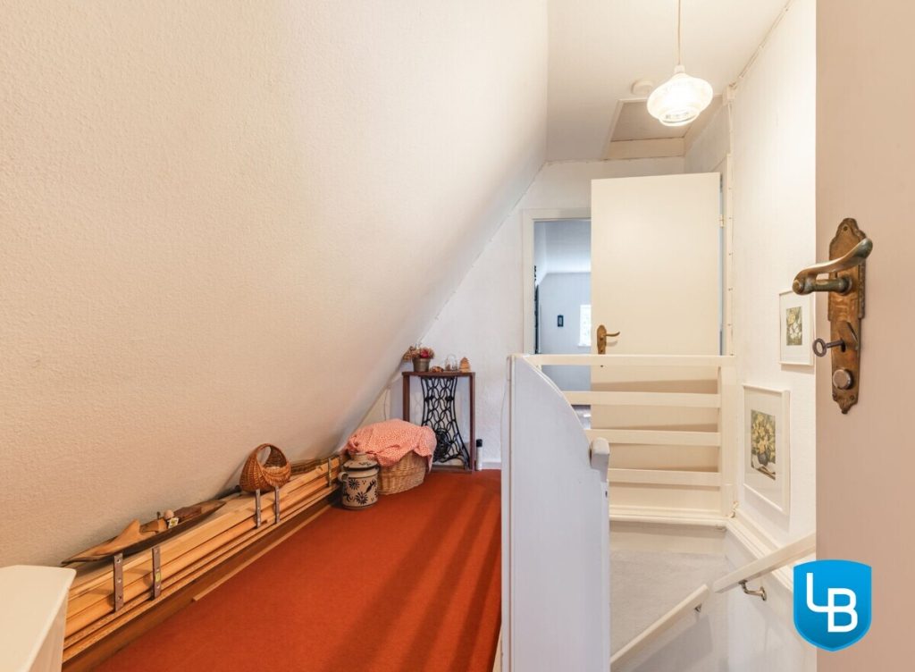 Immobilienangebot - Plön - Alle & Rest (Wohnen) - Malerisches Reetdachhaus nahe des Großen Plöner Sees – Wohnen, wo andere Urlaub machen