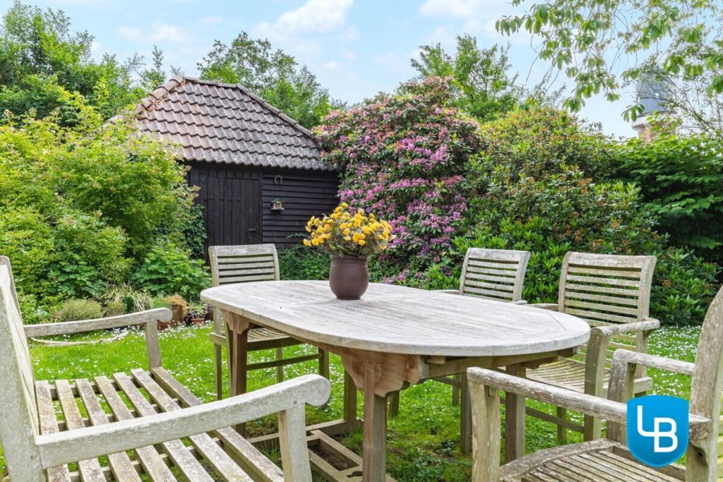 Immobilienangebot - Plön - Alle & Rest (Wohnen) - Malerisches Reetdachhaus nahe des Großen Plöner Sees – Wohnen, wo andere Urlaub machen