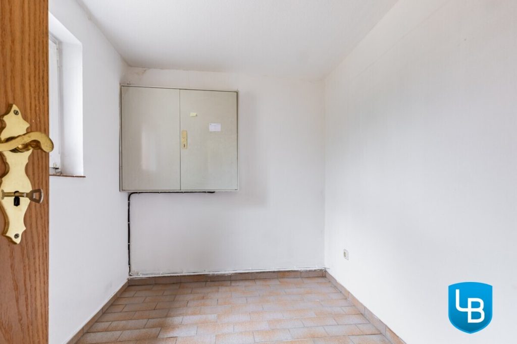 Immobilienangebot - Godau - Alle & Rest (Wohnen) - Traumhaftes Anwesen mit Stall und Koppeln am See- Perfekt für Pferdefreunde