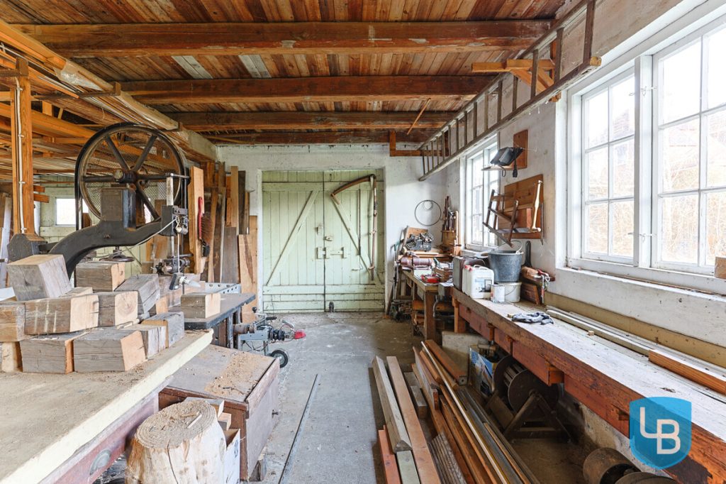 Immobilienangebot - Kirchbarkau - Gewerbe & Anlage - Historische Zimmerei (1911) als Solitär im Dorfkern. Außergewöhnliches Projektgrundstück