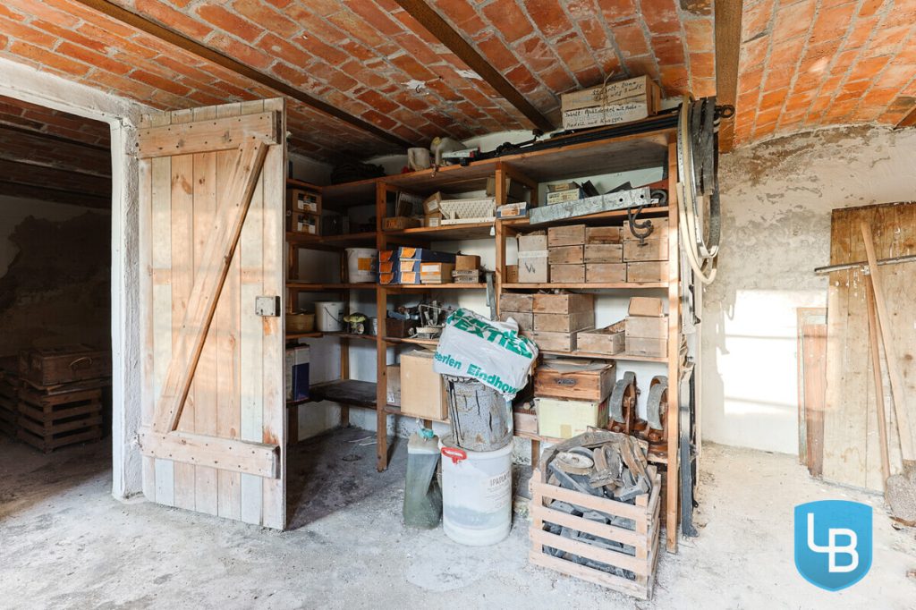 Immobilienangebot - Kirchbarkau - Gewerbe & Anlage - Historische Zimmerei (1911) als Solitär im Dorfkern. Außergewöhnliches Projektgrundstück