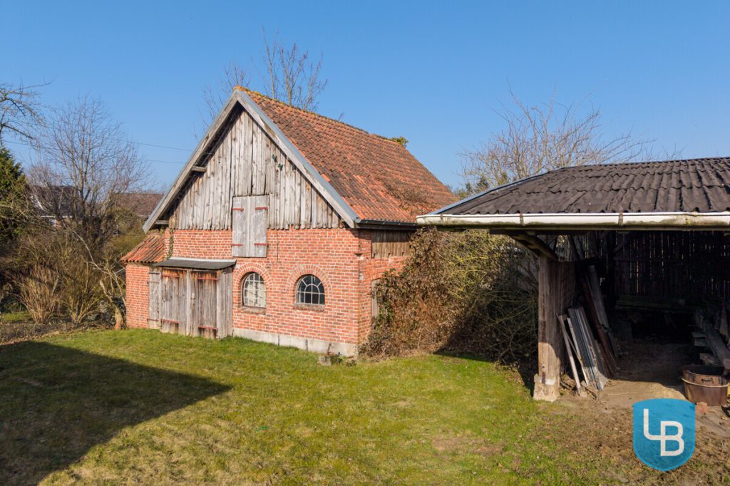 Immobilienangebot - Kirchbarkau - Gewerbe & Anlage - Historische Zimmerei (1911) als Solitär im Dorfkern. Außergewöhnliches Projektgrundstück
