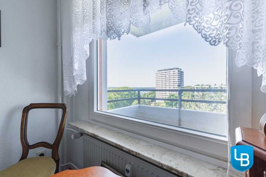 Immobilienangebot - Plön - Alle & Rest (Wohnen) - Dieser Ausblick könnte Ihrer sein! Möblierte 1-Zi-Wohnung am "Großen Plöner See" sucht neue Bewohner