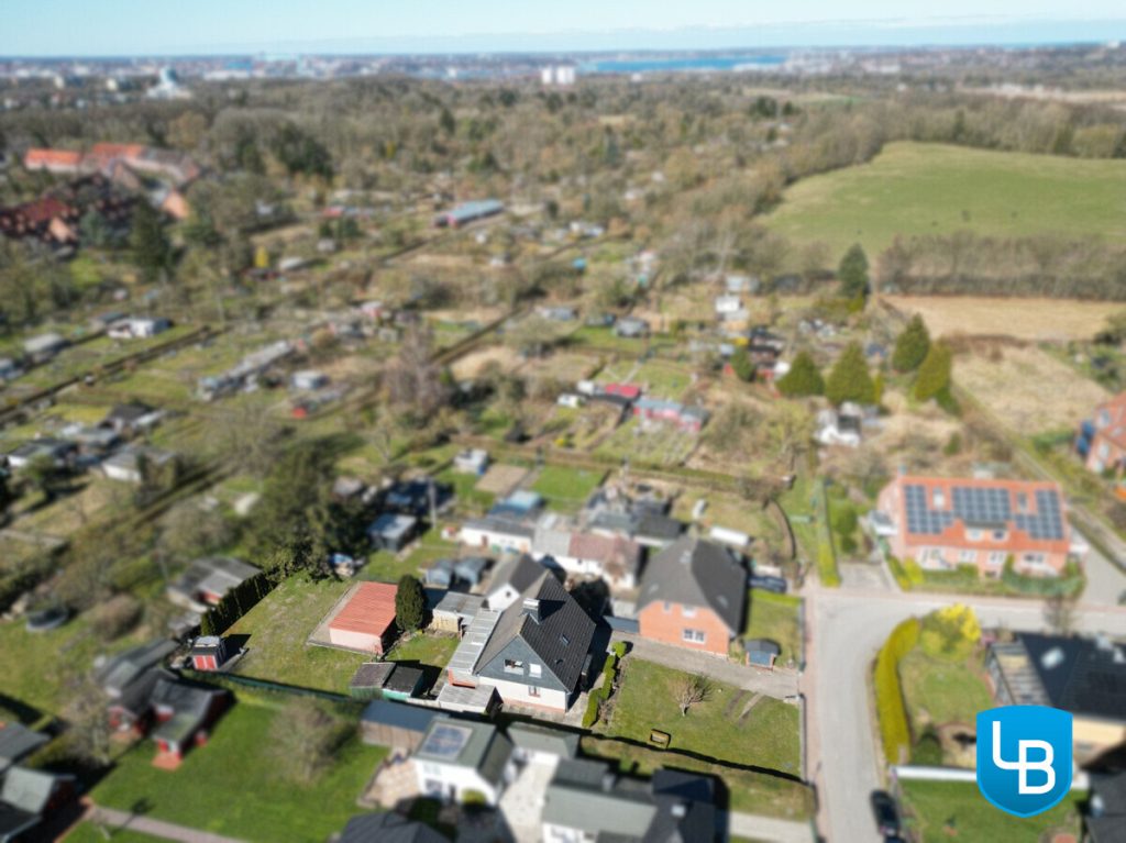 Immobilienangebot - Schwentinental - Alle & Rest (Wohnen) - Für die Familie - Einfamilienhaus mit großem Grundstück