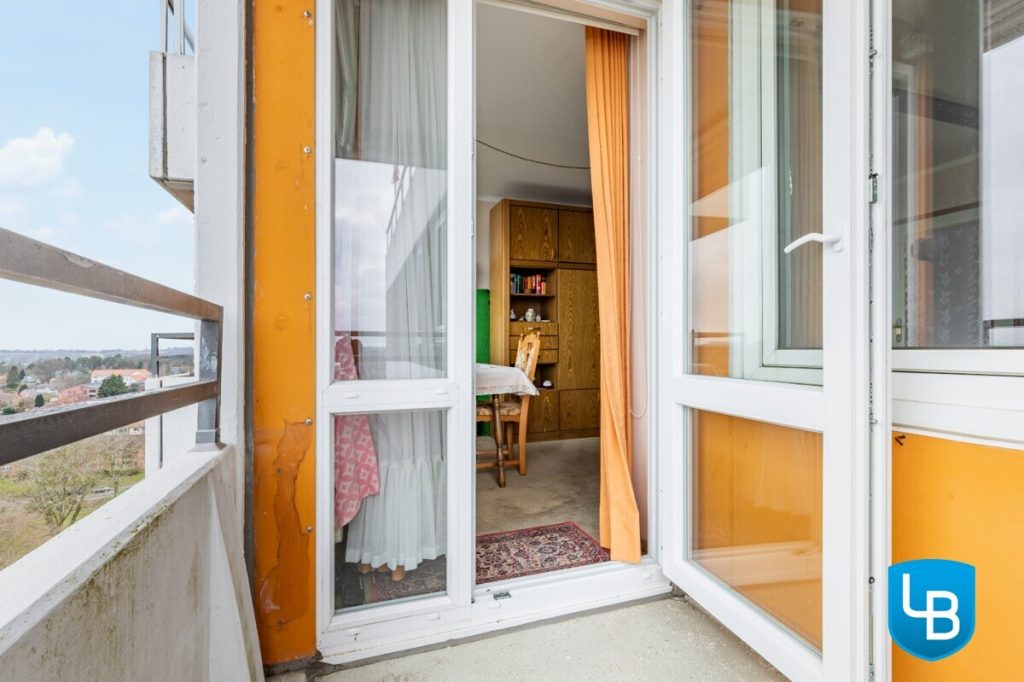 Immobilienangebot - Plön - Alle & Rest (Wohnen) - Fantastischer Blick über den "Großen Plöner See"! Gemütliches 1-Zimmer-Apartment über den Dächern von Plön.