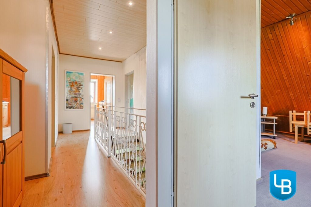 Immobilienangebot - Rathjensdorf / Theresienhof - Alle & Rest (Wohnen) - Idylle am Feldrand: Einfamilienhaus auf großem Grundstück mit zusätzlicher Bebauungsmöglichkeit