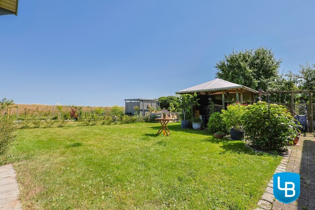 Immobilienangebot - Rathjensdorf / Theresienhof - Alle & Rest (Wohnen) - Idylle am Feldrand: Einfamilienhaus auf großem Grundstück mit zusätzlicher Bebauungsmöglichkeit