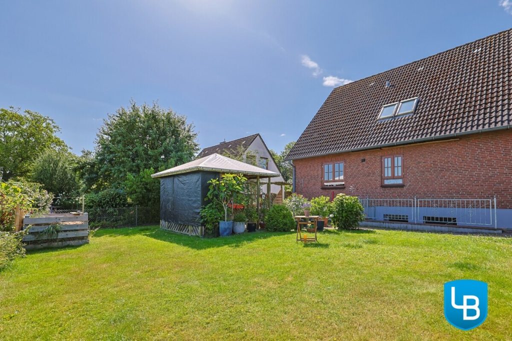 Immobilienangebot - Rathjensdorf / Theresienhof - Alle & Rest (Wohnen) - Idylle am Feldrand: Einfamilienhaus auf großem Grundstück mit zusätzlicher Bebauungsmöglichkeit