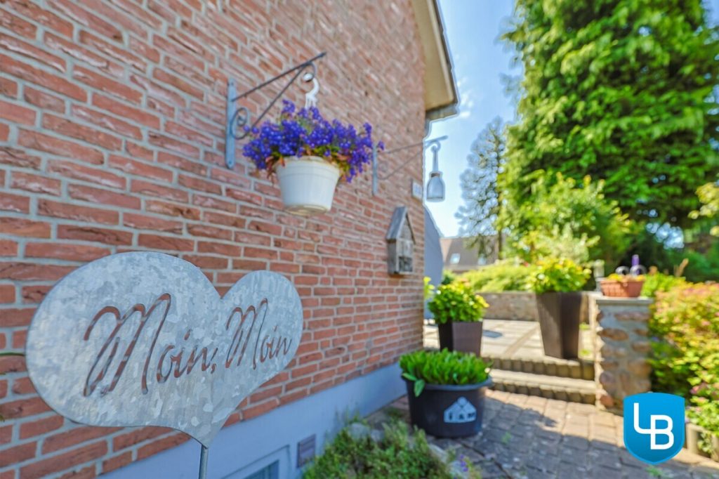 Immobilienangebot - Rathjensdorf / Theresienhof - Alle & Rest (Wohnen) - Idylle am Feldrand: Einfamilienhaus auf großem Grundstück mit zusätzlicher Bebauungsmöglichkeit