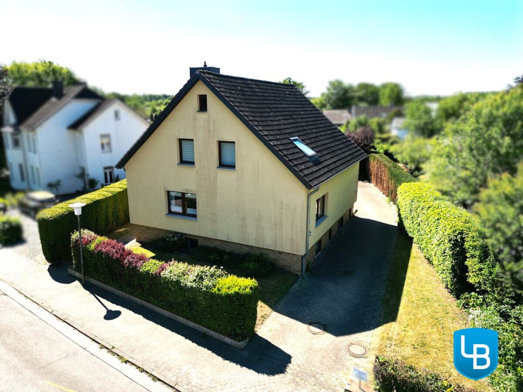 Immobilienangebot - Heikendorf - Alle & Rest (Wohnen) - Zweifamilienhaus mit separatem Bungalow als Kapitalanlage oder später mal selbst einziehen