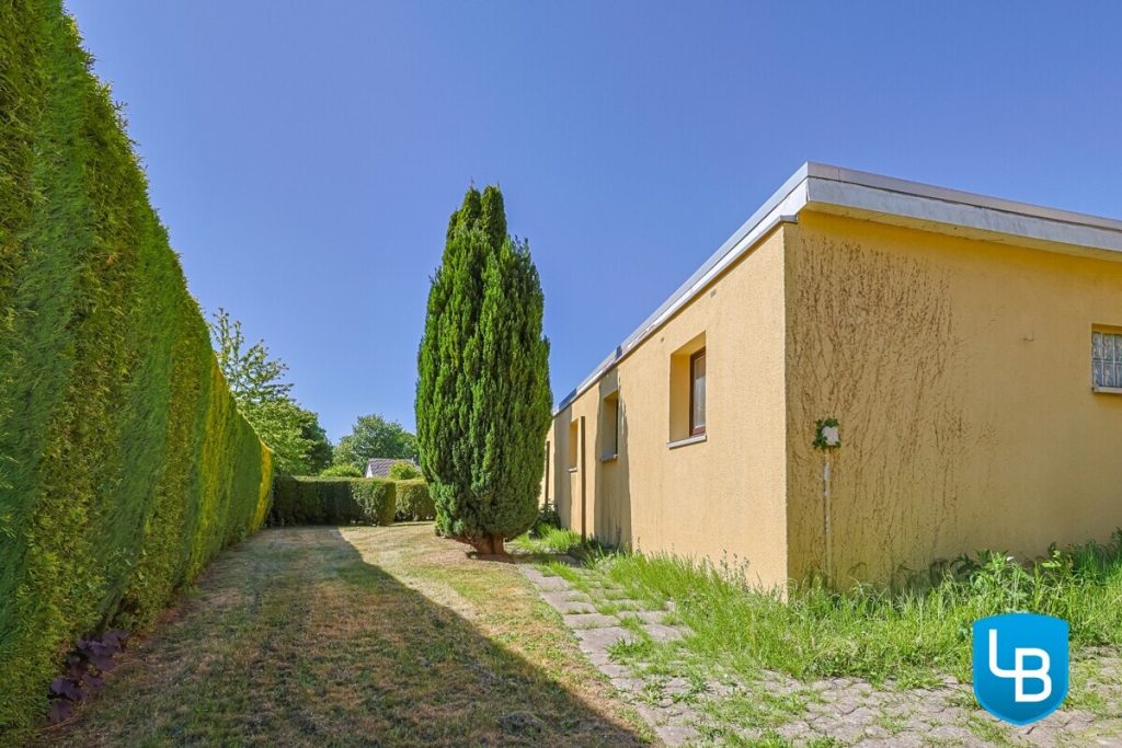 Immobilienangebot - Heikendorf - Alle & Rest (Wohnen) - Zweifamilienhaus mit separatem Bungalow als Kapitalanlage oder später mal selbst einziehen