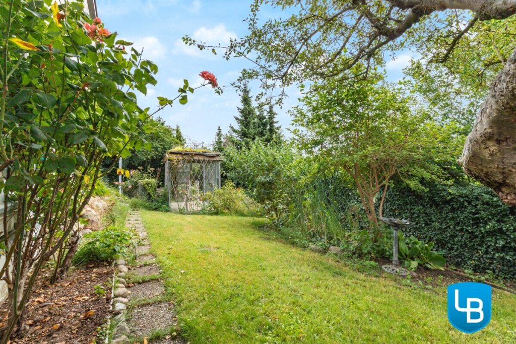 Immobilienangebot - Plön - Alle & Rest (Wohnen) - Wohnen in direkter Seenähe – wo Natur und Geborgenheit sich begegnen