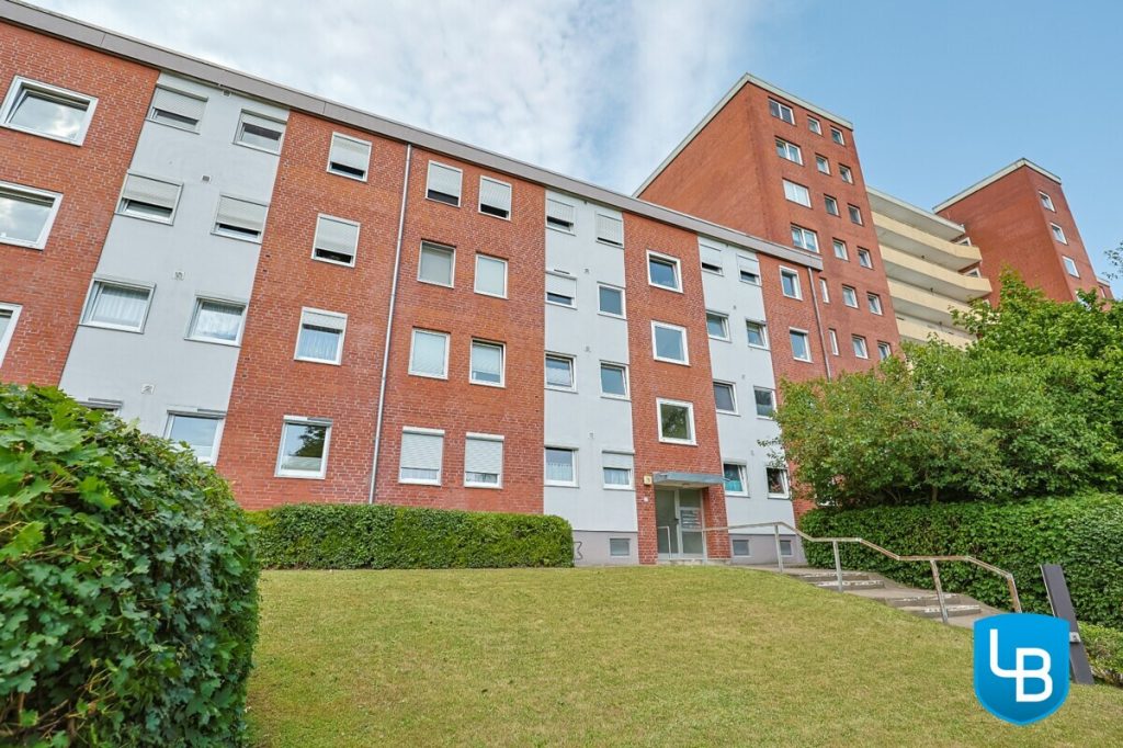 Immobilienangebot - Plön - Alle & Rest (Wohnen) - Einzugsbereit! Helle 3-Zimmer-Wohnung mit Balkon sucht neue Eigentümer