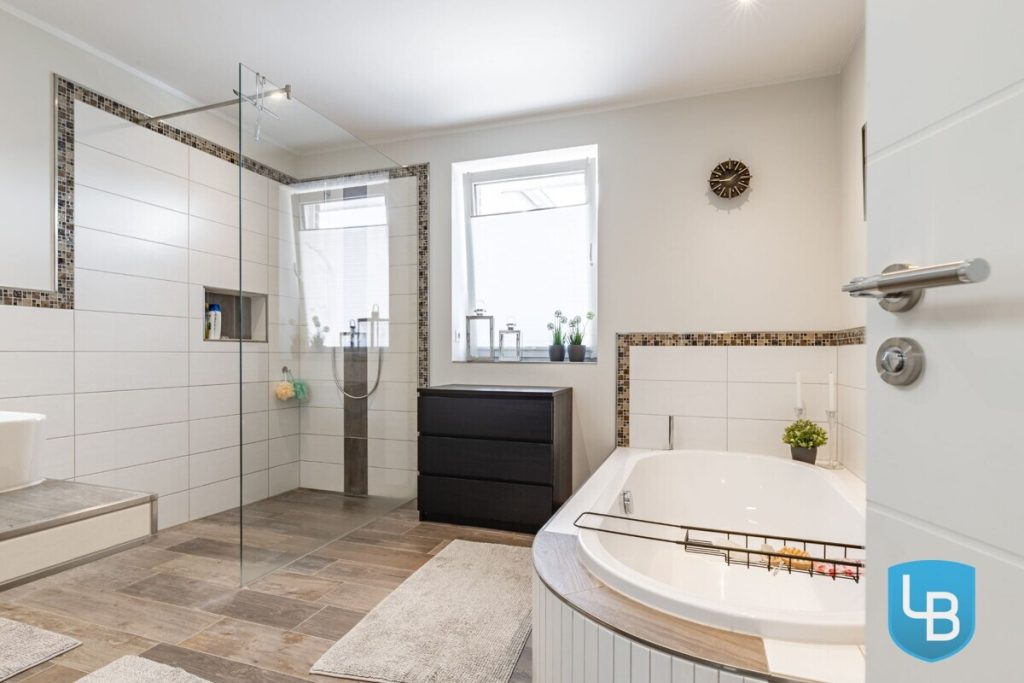 Immobilienangebot - Eutin - Alle & Rest (Wohnen) - Neuwertiges Einfamilienhaus – Bezugsfertig und familienfreundlich