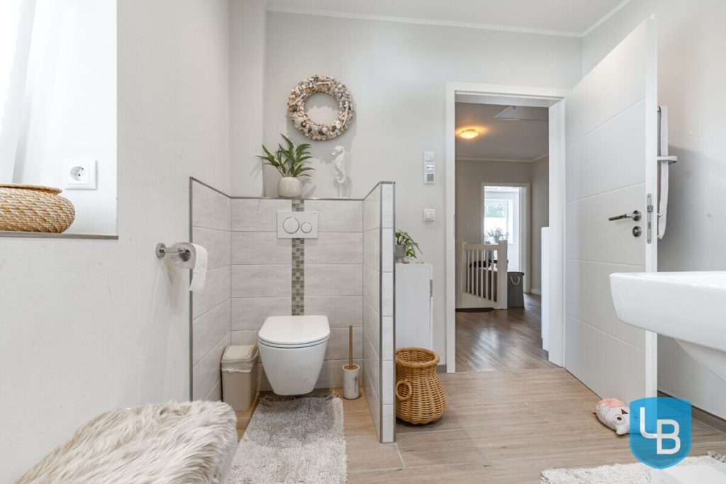 Immobilienangebot - Eutin - Alle & Rest (Wohnen) - Neuwertiges Einfamilienhaus – Bezugsfertig und familienfreundlich