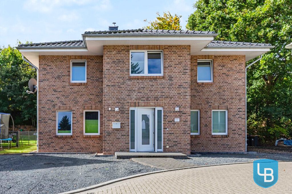 Immobilienangebot - Eutin - Alle & Rest (Wohnen) - Neuwertiges Einfamilienhaus – Bezugsfertig und familienfreundlich