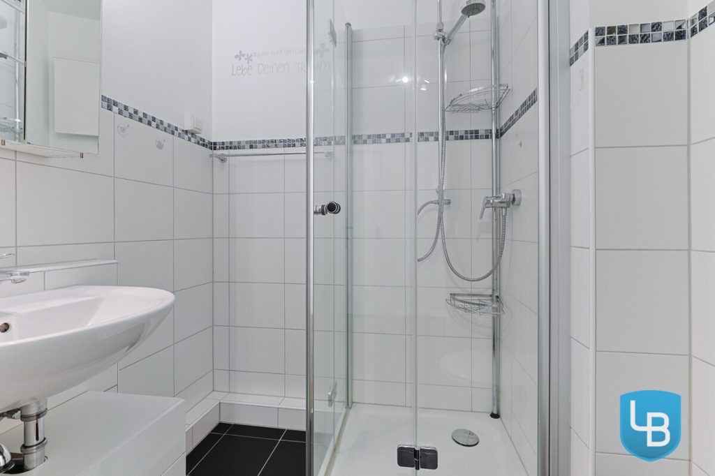 Immobilienangebot - Plön - Alle & Rest (Wohnen) - Einziehen und wohlfühlen: Frisch renovierte Eigentumswohnung nahe dem Großen Plöner See