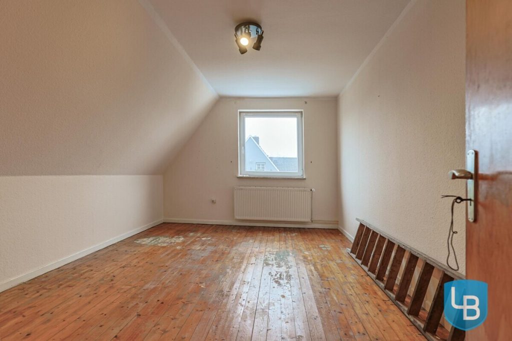 Immobilienangebot - Helmstorf / Kühren - Alle & Rest (Wohnen) - Einfamilienhaus in ruhiger Dorflage- lassen Sie Ihre Ideen Wirklichkeit werden