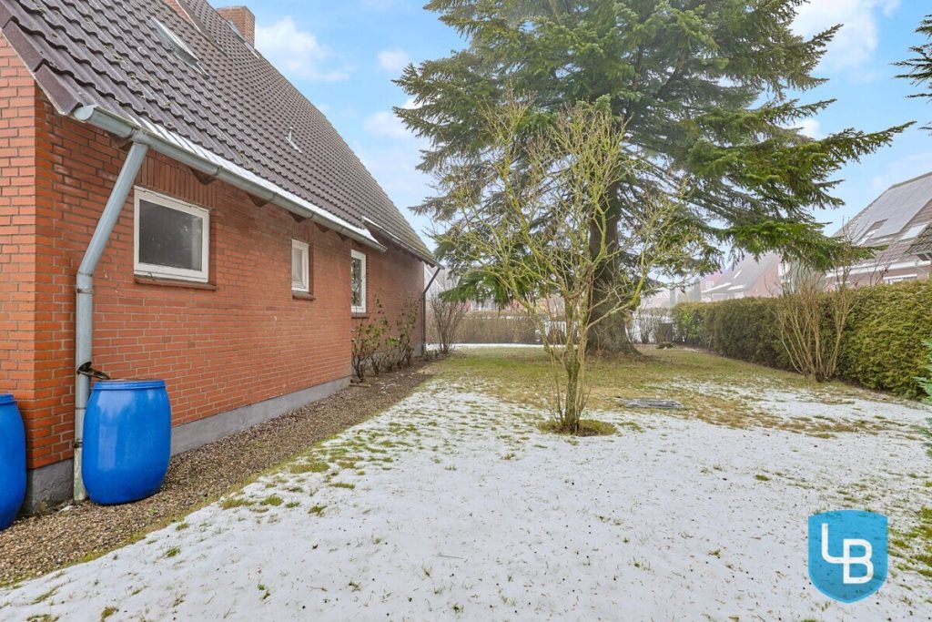 Immobilienangebot - Helmstorf / Kühren - Alle & Rest (Wohnen) - Einfamilienhaus in ruhiger Dorflage- lassen Sie Ihre Ideen Wirklichkeit werden