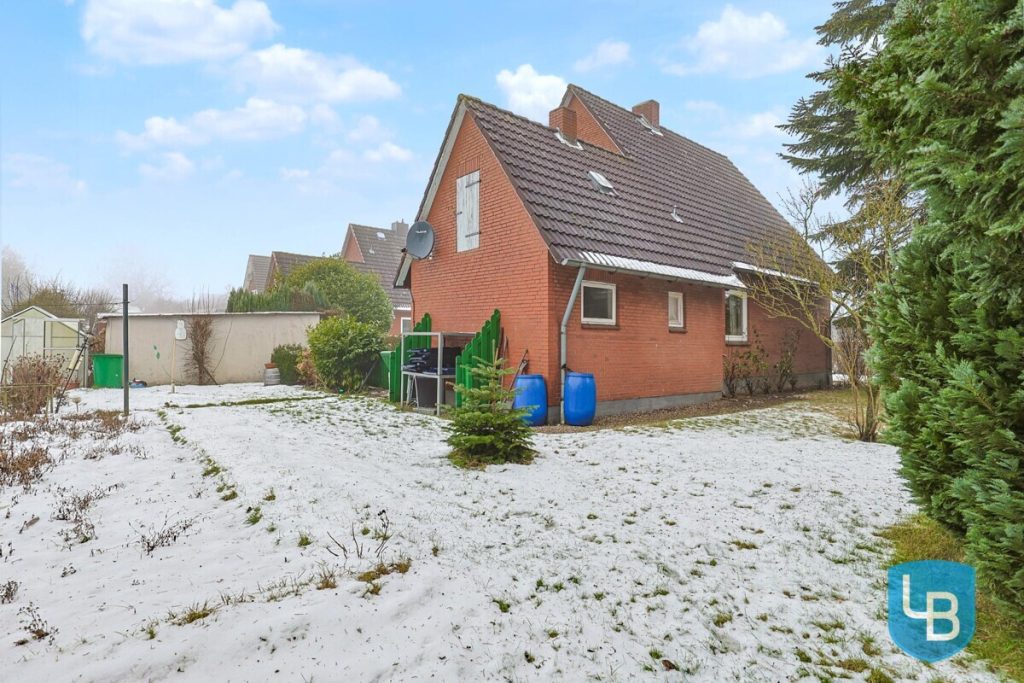 Immobilienangebot - Helmstorf / Kühren - Alle & Rest (Wohnen) - Einfamilienhaus in ruhiger Dorflage- lassen Sie Ihre Ideen Wirklichkeit werden