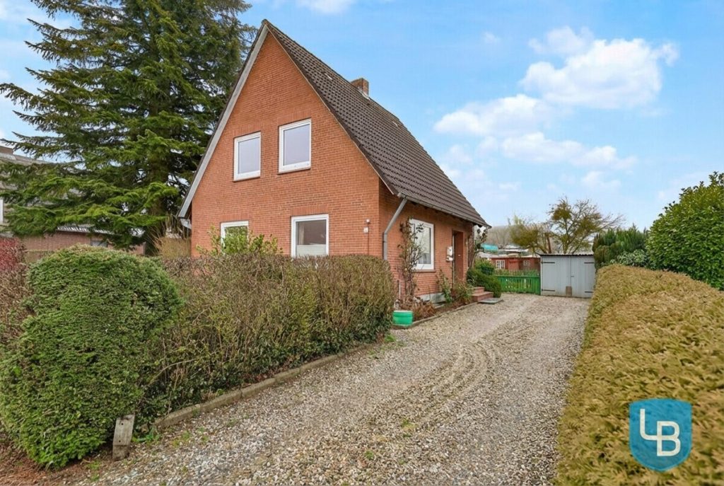 Immobilienangebot - Helmstorf / Kühren - Alle & Rest (Wohnen) - Einfamilienhaus in ruhiger Dorflage- lassen Sie Ihre Ideen Wirklichkeit werden