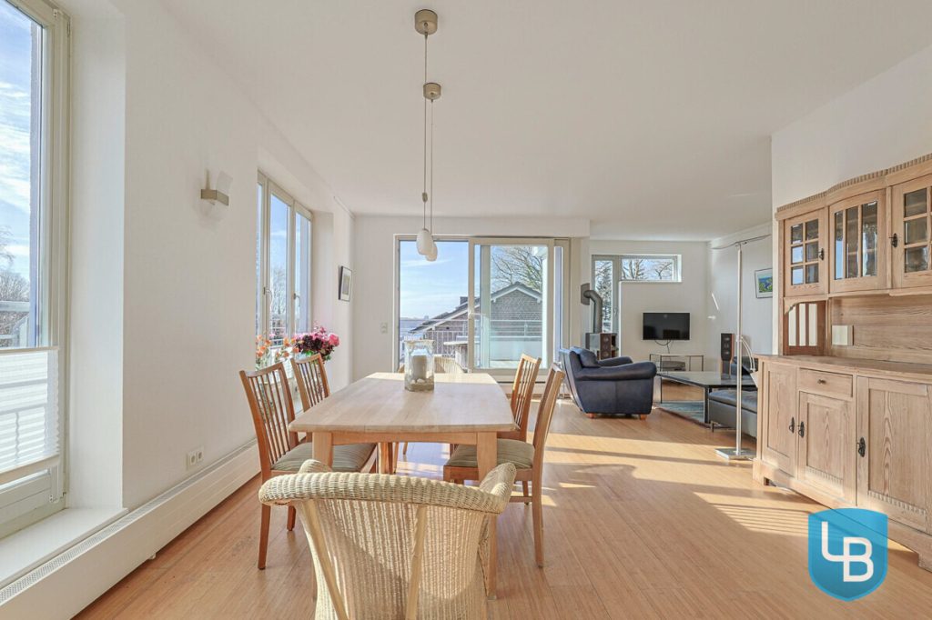 Immobilienangebot - Mönkeberg - Alle & Rest (Wohnen) - Wenn Träume wahr werden: Großzügiges Einfamilienhaus in unmittelbarer Strandnähe