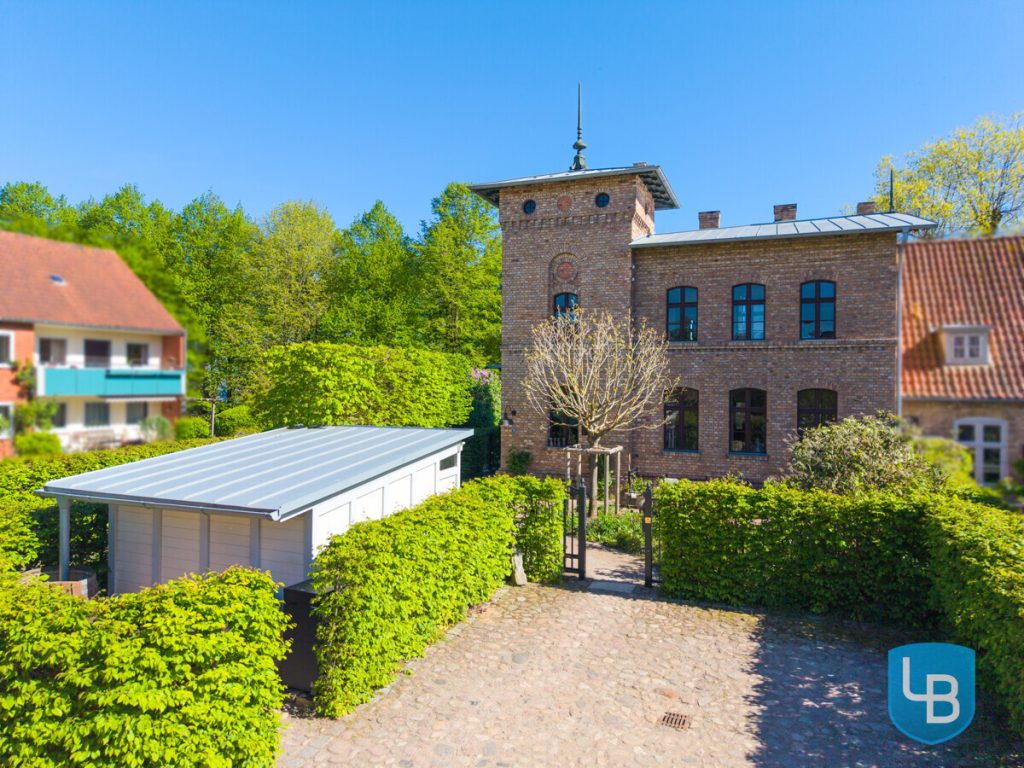 Immobilienangebot - Plön - Alle & Rest (Wohnen) - Wohnen wie im Märchen - herrschaftliches Haus zur Miete im Plöner Schlossgebiet