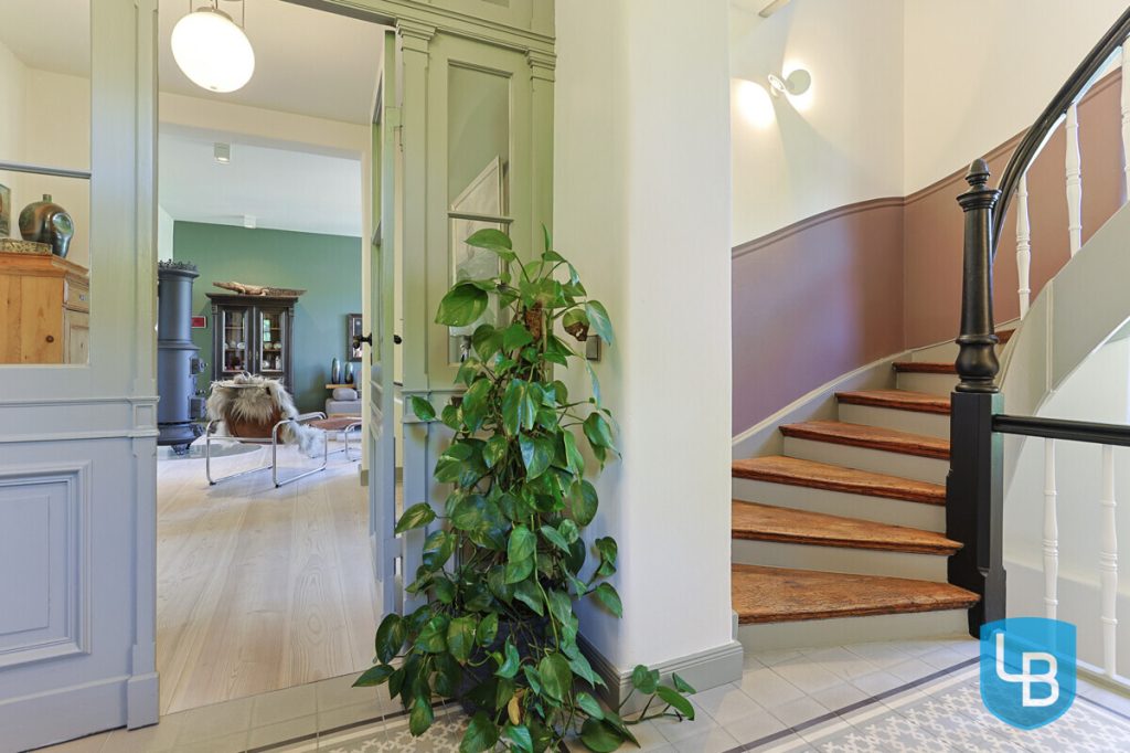 Immobilienangebot - Plön - Alle & Rest (Wohnen) - Wohnen wie im Märchen - herrschaftliches Haus zur Miete im Plöner Schlossgebiet