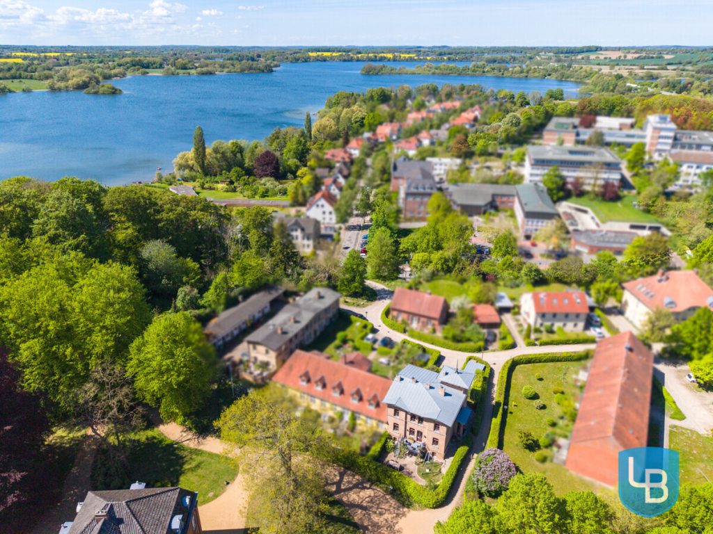Immobilienangebot - Plön - Alle & Rest (Wohnen) - Wohnen wie im Märchen - herrschaftliches Haus zur Miete im Plöner Schlossgebiet