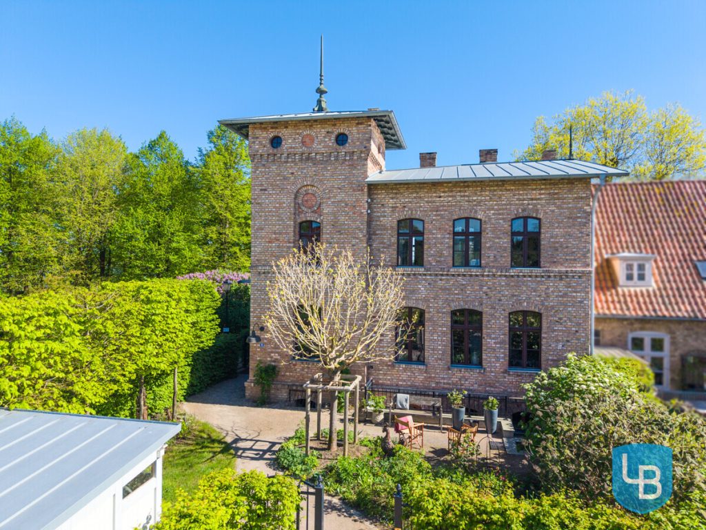 Immobilienangebot - Plön - Alle & Rest (Wohnen) - Wohnen wie im Märchen - herrschaftliches Haus zur Miete im Plöner Schlossgebiet