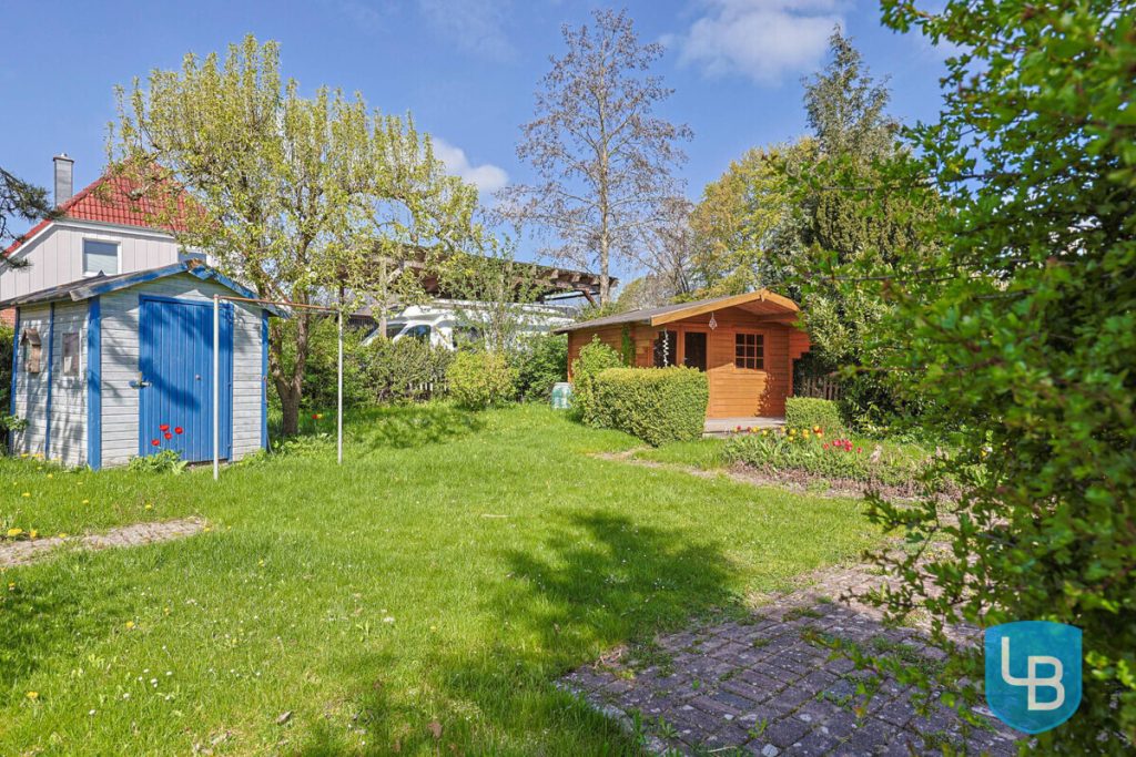 Immobilienangebot - Hutzfeld - Alle & Rest (Wohnen) - Ein Ort zum Ankommen – Architektenhaus mit Ausbaupotenzial