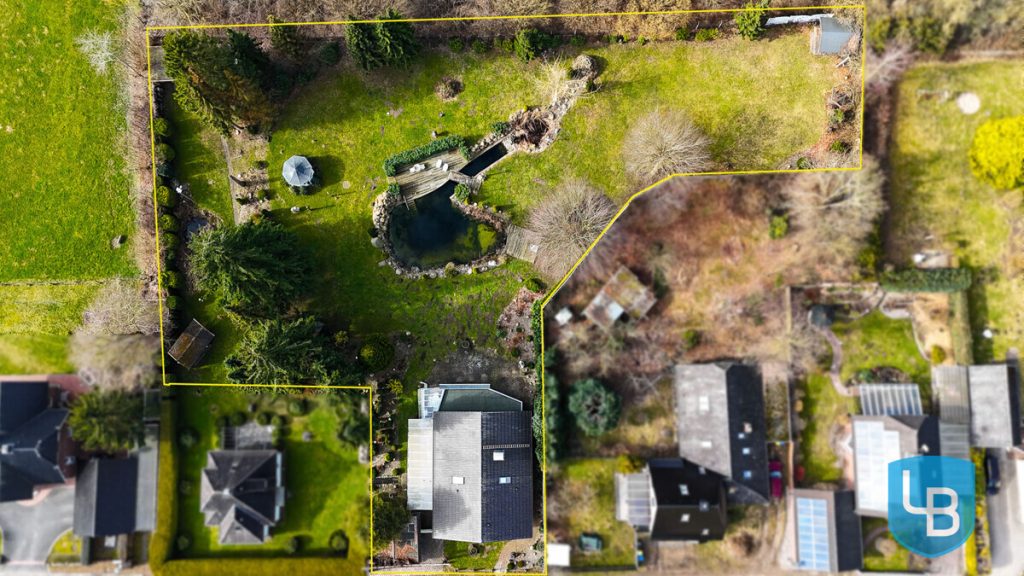 Immobilienangebot - Ahrensbök / Gnissau - Alle & Rest (Wohnen) - Einzigartiges Wohnen auf weitläufigem Traumgrundstück – Exklusives Einfamilienhaus mit Schwimmteich