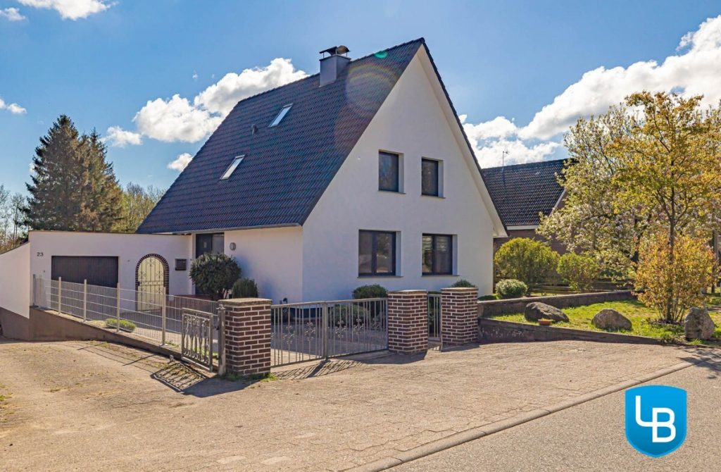 Immobilienangebot - Süsel - Alle & Rest (Wohnen) - Ihr Zuhause an der Ostsee: Einfamilienhaus in Süsel