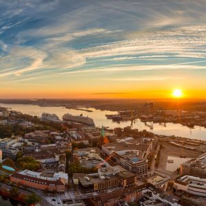 Gibt es Makler in Kiel, die sich auf Immobilien in der Scheidung spezialisiert haben?