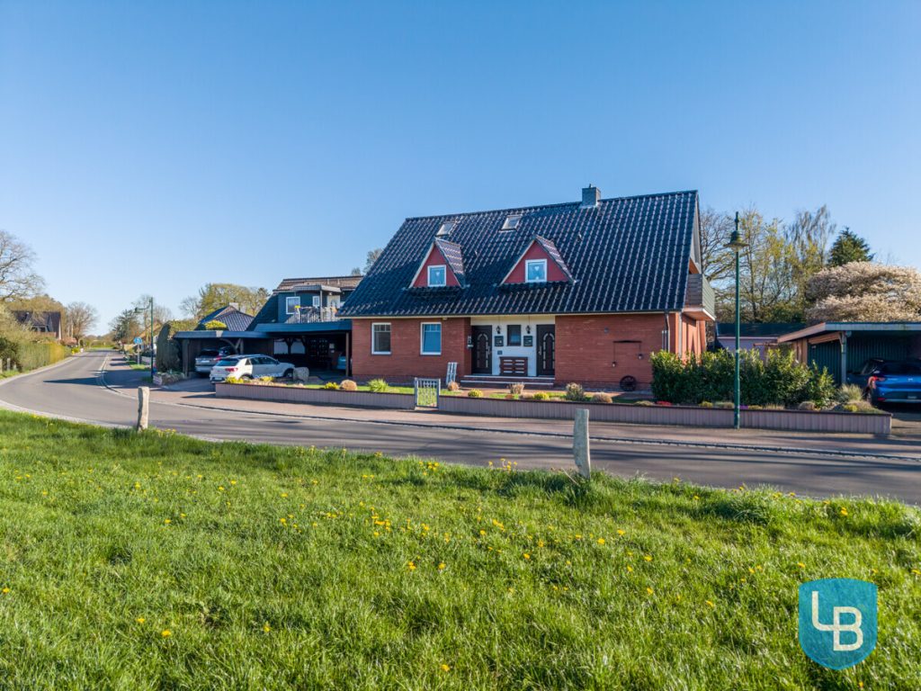 Immobilienangebot - Lohe - Alle & Rest (Wohnen) - Natur trifft Rendite! Attraktives Doppelhaus-Ensemble mit vier vermieteten Wohneinheiten