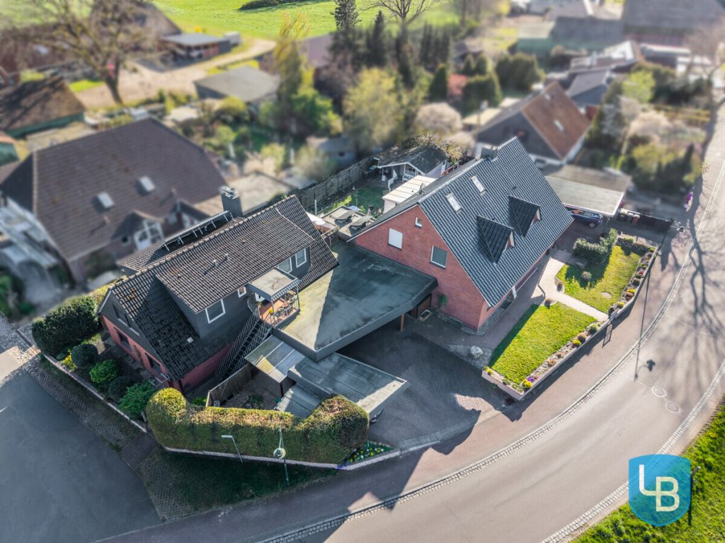 Immobilienangebot - Lohe - Alle & Rest (Wohnen) - Natur trifft Rendite! Attraktives Doppelhaus-Ensemble mit vier vermieteten Wohneinheiten