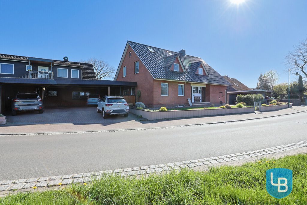 Immobilienangebot - Lohe - Alle & Rest (Wohnen) - Natur trifft Rendite! Attraktives Doppelhaus-Ensemble mit vier vermieteten Wohneinheiten