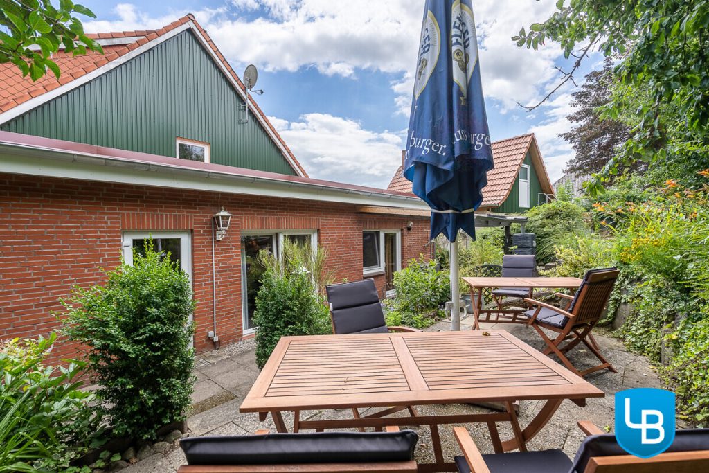 Immobilienangebot - Malente / Nüchel - Gewerbe & Anlage - Hoteliers aufgepasst: Modernisierter Landgasthof mit Gästezimmern