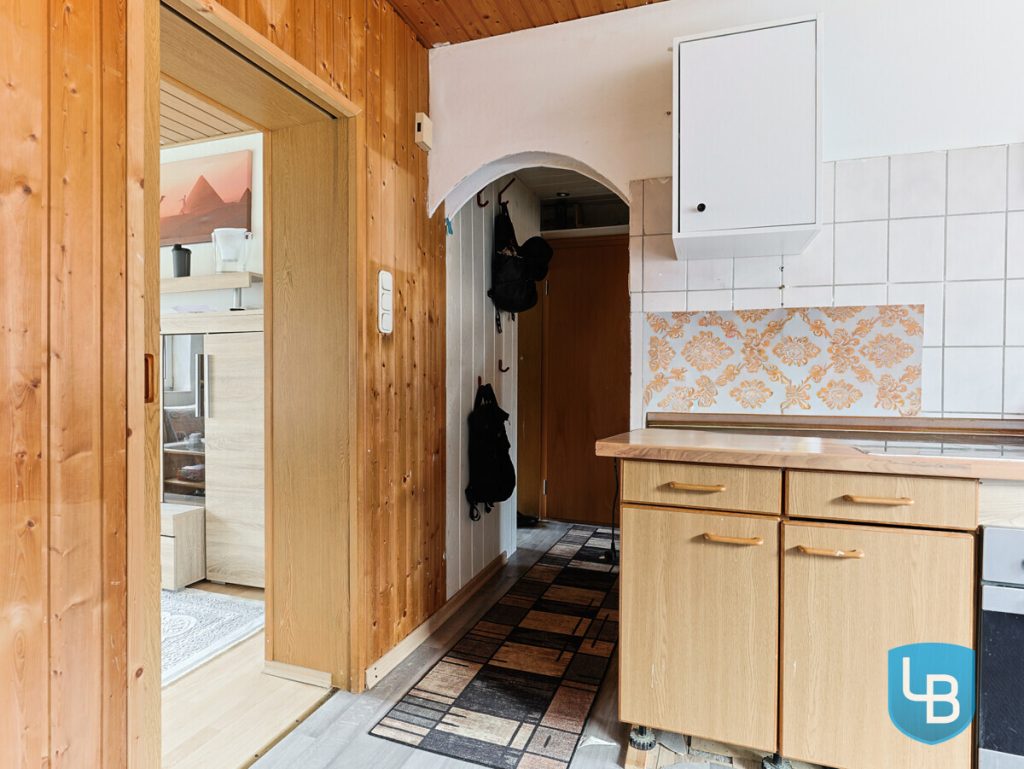 Immobilienangebot - Kiel - Alle & Rest (Wohnen) - Das rechnet sich: Vermietete 2-Zimmer-Wohnung in ruhiger und  solider Wohnanlage
