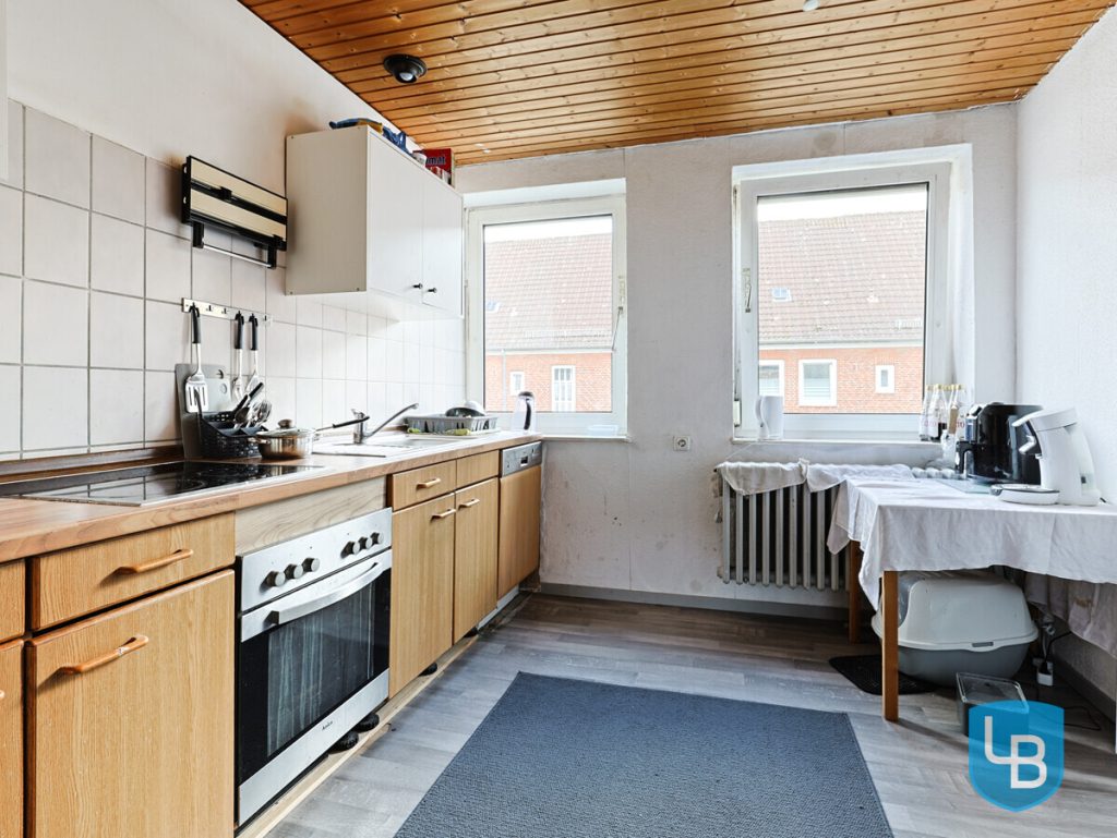 Immobilienangebot - Kiel - Alle & Rest (Wohnen) - Das rechnet sich: Vermietete 2-Zimmer-Wohnung in ruhiger und  solider Wohnanlage