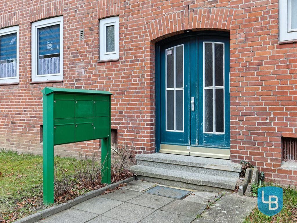 Immobilienangebot - Kiel - Alle & Rest (Wohnen) - Das rechnet sich: Vermietete 2-Zimmer-Wohnung in ruhiger und  solider Wohnanlage