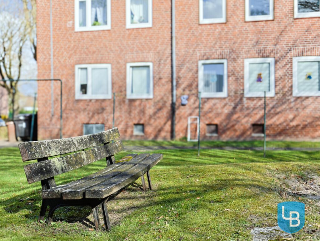 Immobilienangebot - Kiel - Alle & Rest (Wohnen) - Das rechnet sich: Vermietete 2-Zimmer-Wohnung in ruhiger und  solider Wohnanlage