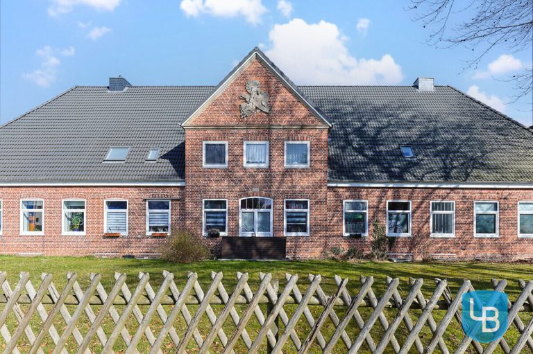 Immobilienangebot - Plön - Alle & Rest (Wohnen) - Tolle, großzügige 2-Zimmer-Wohnung zur Miete in Plön