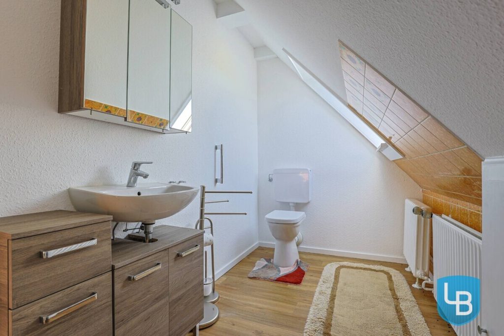 Immobilienangebot - Bösdorf Oberkleveez - Alle & Rest (Wohnen) - Verwirklichen Sie Ihre Wohnträume in Bösdorf! Einfamilienhaus in Feldrandlage