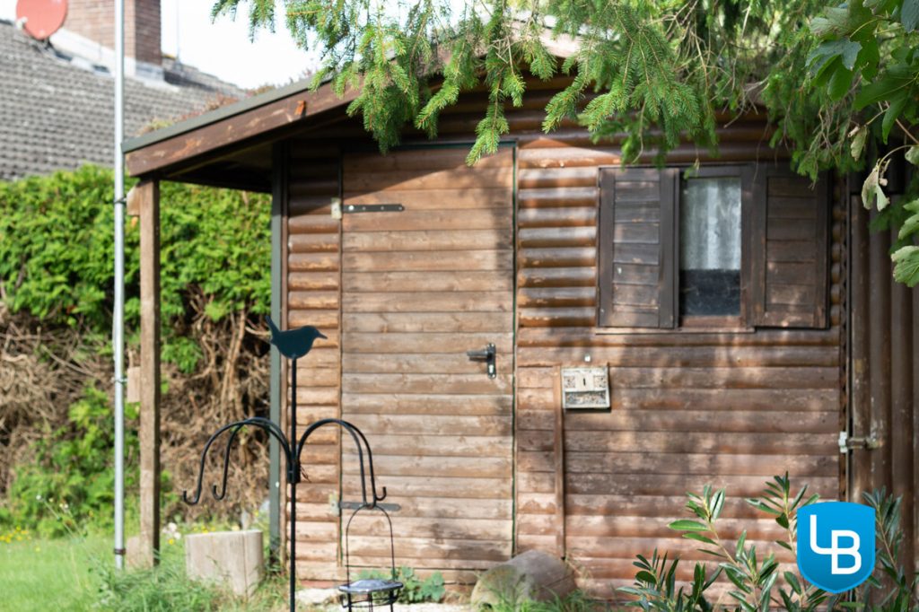 Immobilienangebot - Dersau - Alle & Rest (Wohnen) - Charmantes Familienhaus mit Wintergarten, Sauna und großem Hanggrundstück in Dersau