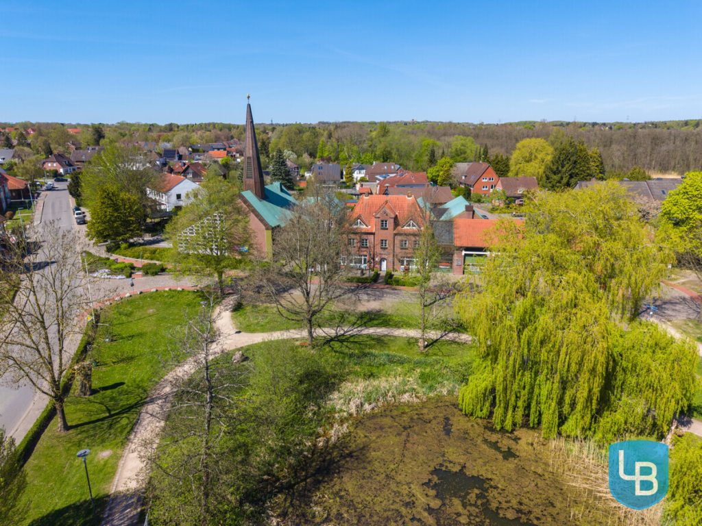 Immobilienangebot - Schwentinental - Grundstücke - Großzügiges Baugrundstück mit Entwicklungspotenzial für bis zu 4 Wohneinheiten in ruhiger Hinterlage
